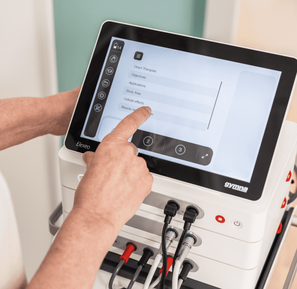 Operating the user friendly user interface of the Elexeo